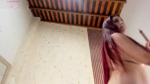 jimenawhite1 online show from 03-21-26, 08:19