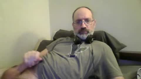 Snapshot of jimmielove2046 chatting on 12-18-24, 08:31 jimmielove2046 online show from 12-18-24, 08:31