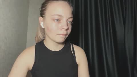 Snapshot of jimmiesobczynski chatting on 11-20-25, 06:51 Steff online show from 11-20-25, 06:51