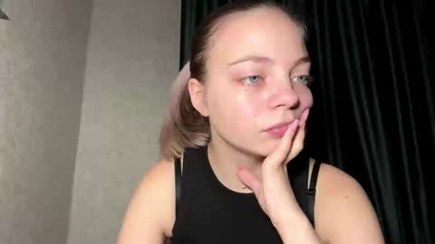 Snapshot of jimmiesobczynski chatting on 11-21-25, 05:33 Steff online show from 11-21-25, 05:33