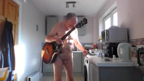 Snapshot of jimmy_benido chatting on 04-28-26, 05:18 Jimmy Benido online show from 04-28-26, 05:18
