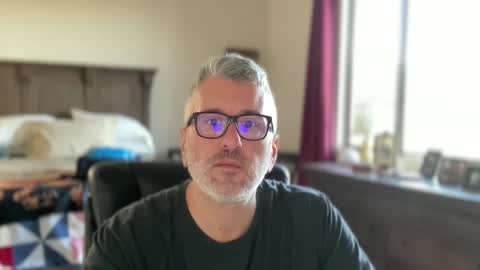 Dad of Three online show from 02-08-25, 03:42