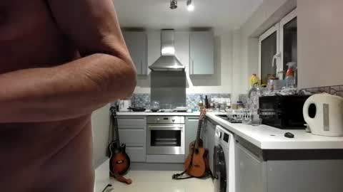 Jim Redgewell online show from 12-17-25, 06:25