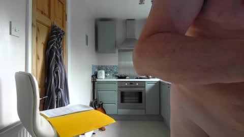 Snapshot of jimmybenido chatting on 07-07-26, 05:06 Jim Redgewell online show from 07-07-26, 05:06