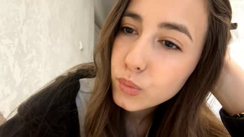 Kate online show from 12-20-25, 01:07