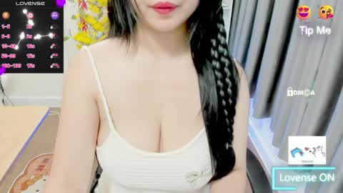 Snapshot of jin_yourlover chatting on 06-06-26, 02:16 Jin online show from 06-06-26, 02:16