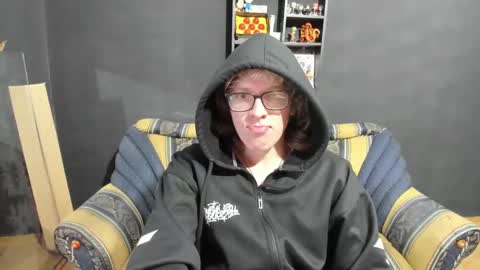 Snapshot of jinnbook chatting on 12-03-24, 09:33 JinnBook online show from 12-03-24, 09:33