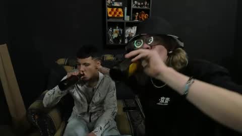 Snapshot of jinnbook chatting on 12-28-24, 07:55 JinnBook online show from 12-28-24, 07:55