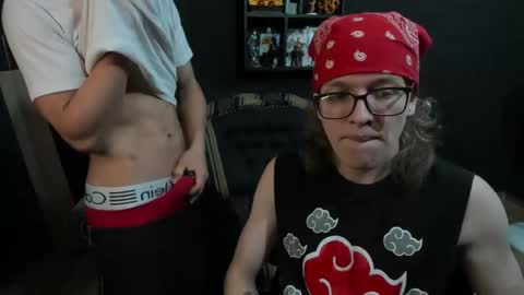 Snapshot of jinnbook chatting on 01-05-25, 04:59 JinnBook online show from 01-05-25, 04:59