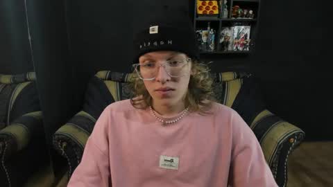 Snapshot of jinnbook chatting on 01-29-25, 07:36 JinnBook online show from 01-29-25, 07:36