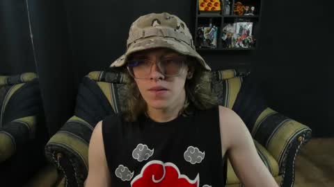 Snapshot of jinnbook chatting on 02-03-25, 04:46 JinnBook online show from 02-03-25, 04:46