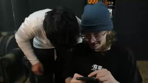 Snapshot of jinnbook chatting on 02-06-25, 02:15 JinnBook online show from 02-06-25, 02:15