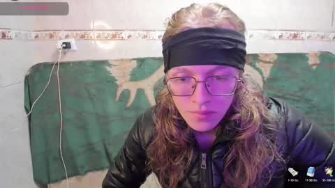 Snapshot of jinnbook chatting on 03-04-26, 02:28 JinnBook online show from 03-04-26, 02:28