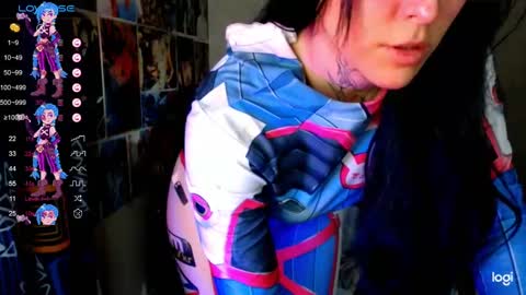 Snapshot of jinx_25 chatting on 01-15-25, 10:24 Jinx online show from 01-15-25, 10:24