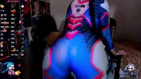 Snapshot of jinx_25 chatting on 03-05-25, 08:21 Jinx online show from 03-05-25, 08:21