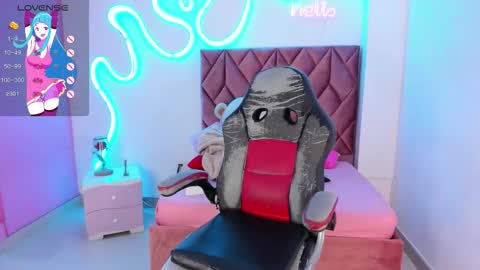 kim online show from 12-01-25, 12:43