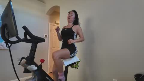 Jiwon online show from 01-16-26, 09:30