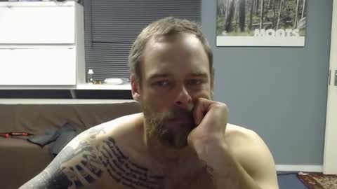 JamesJan van Rebel online show from 11-19-25, 02:22