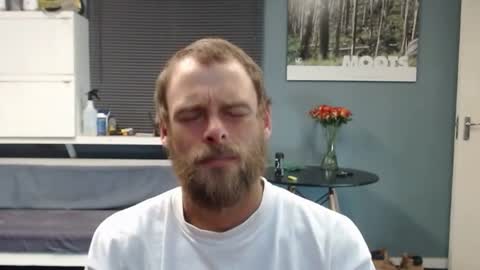 JamesJan van Rebel online show from 12-21-25, 02:41