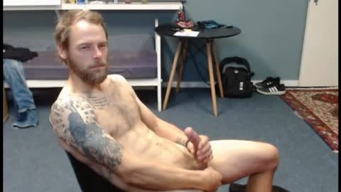 Snapshot of jjameson41 chatting on 07-11-26, 03:09 JamesJan van Rebel online show from 07-11-26, 03:09