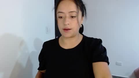 Snapshot of jjulietha95 chatting on 01-22-25, 09:13 Julieta online show from 01-22-25, 09:13
