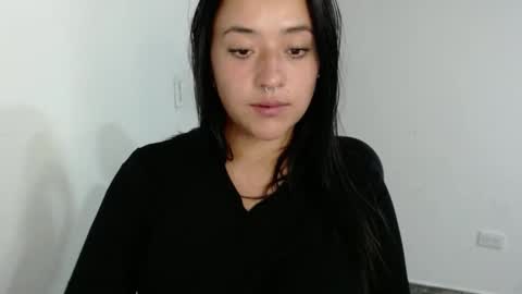 Snapshot of jjulietha95 chatting on 01-26-25, 10:57 Julieta online show from 01-26-25, 10:57