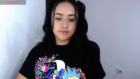 Snapshot of jjulietha95 chatting on 02-27-25, 02:32 Julieta online show from 02-27-25, 02:32