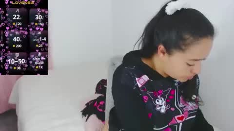 Snapshot of jjulietha95 chatting on 03-05-25, 03:18 Julieta online show from 03-05-25, 03:18