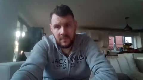 jmakk99 online show from 02-06-25, 07:56