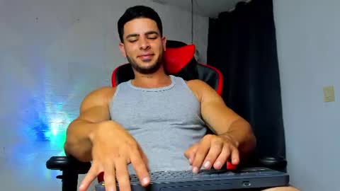 Snapshot of jmortton chatting on 07-07-26, 08:51 IGJmortton online show from 07-07-26, 08:51