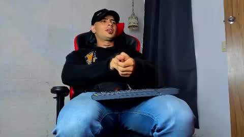 Snapshot of jmortton chatting on 07-12-26, 07:38 IGJmortton online show from 07-12-26, 07:38