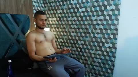 Snapshot of joaho_fernandez chatting on 05-21-26, 11:34 Joao online show from 05-21-26, 11:34