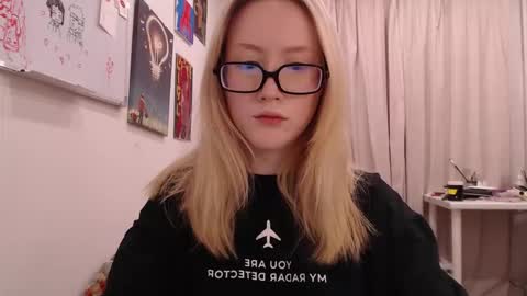 Snapshot of joan_kiss chatting on 11-26-25, 01:12 joan_kiss online show from 11-26-25, 01:12