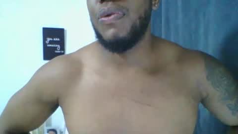 Snapshot of joan_saenz chatting on 11-21-25, 01:15 JOAN SAENZ online show from 11-21-25, 01:15