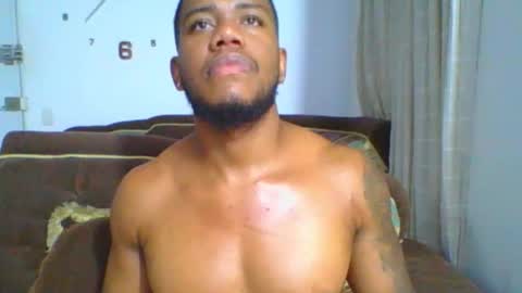 Snapshot of joan_saenz chatting on 12-16-25, 02:38 JOAN SAENZ online show from 12-16-25, 02:38