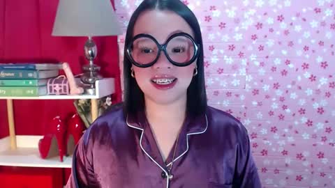 Joana online show from 10-17-25, 04:48