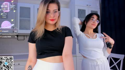 Snapshot of joangoulder chatting on 01-31-25, 11:24 Mia online show from 01-31-25, 11:24