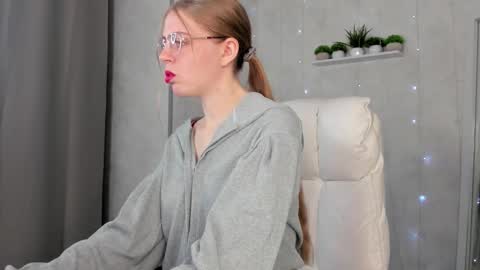 joann_shermann online show from 09-23-25, 12:35