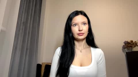 Joan online show from 04-20-26, 07:04