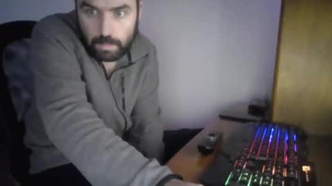 joaodias_18 online show from 02-24-25, 09:52