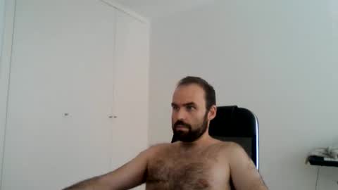 joaodias_18 online show from 06-02-26, 04:09