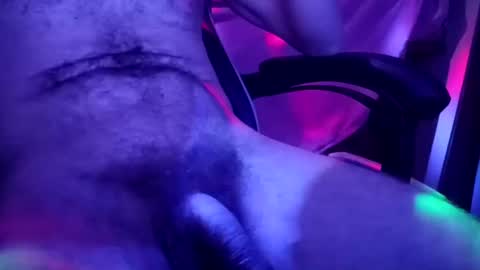 Snapshot of joaomanuel88 chatting on 01-26-25, 04:20 Call me Jon online show from 01-26-25, 04:20