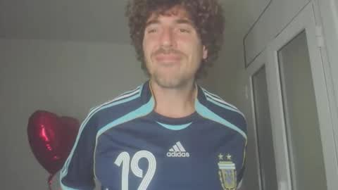 Snapshot of joaquin420_hot chatting on 02-13-26, 10:39 joaquin420_hot online show from 02-13-26, 10:39