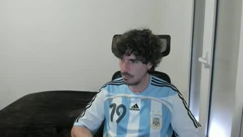 Snapshot of joaquin420_hot chatting on 02-23-26, 08:44 joaquin420_hot online show from 02-23-26, 08:44