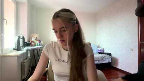 Alice online show from 06-30-26, 02:29
