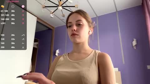 Lina online show from 10-16-25, 09:21