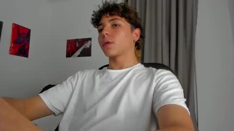 Snapshot of joe23___ chatting on 09-26-25, 05:22 Joe online show from 09-26-25, 05:22