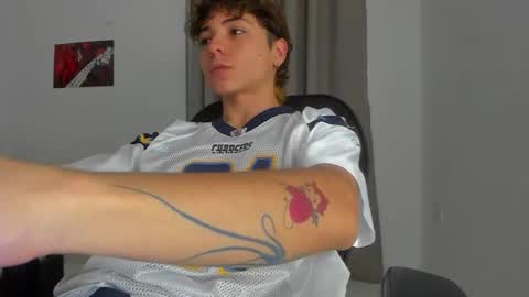 Snapshot of joe23___ chatting on 10-02-25, 02:18 Joe online show from 10-02-25, 02:18