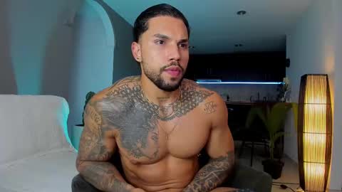 Snapshot of joe_esthetic chatting on 03-03-25, 09:26 joe_esthetic online show from 03-03-25, 09:26