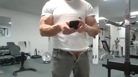 joe_smith5679 online show from 04-20-26, 08:10